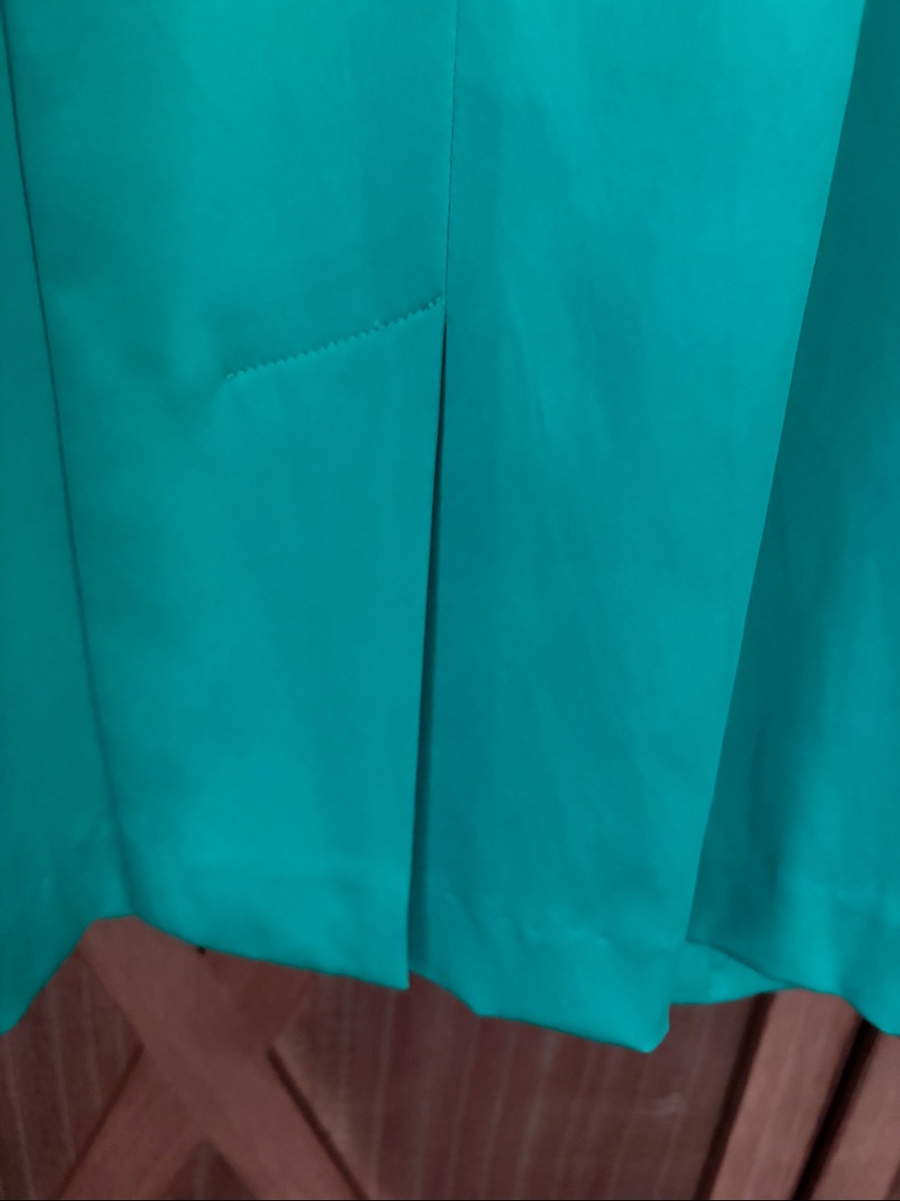 🇨🇦LE CHATEAU Gorgeous Emerald Green Form Fitting Dress SIZE XXS - Picture 11 of 12